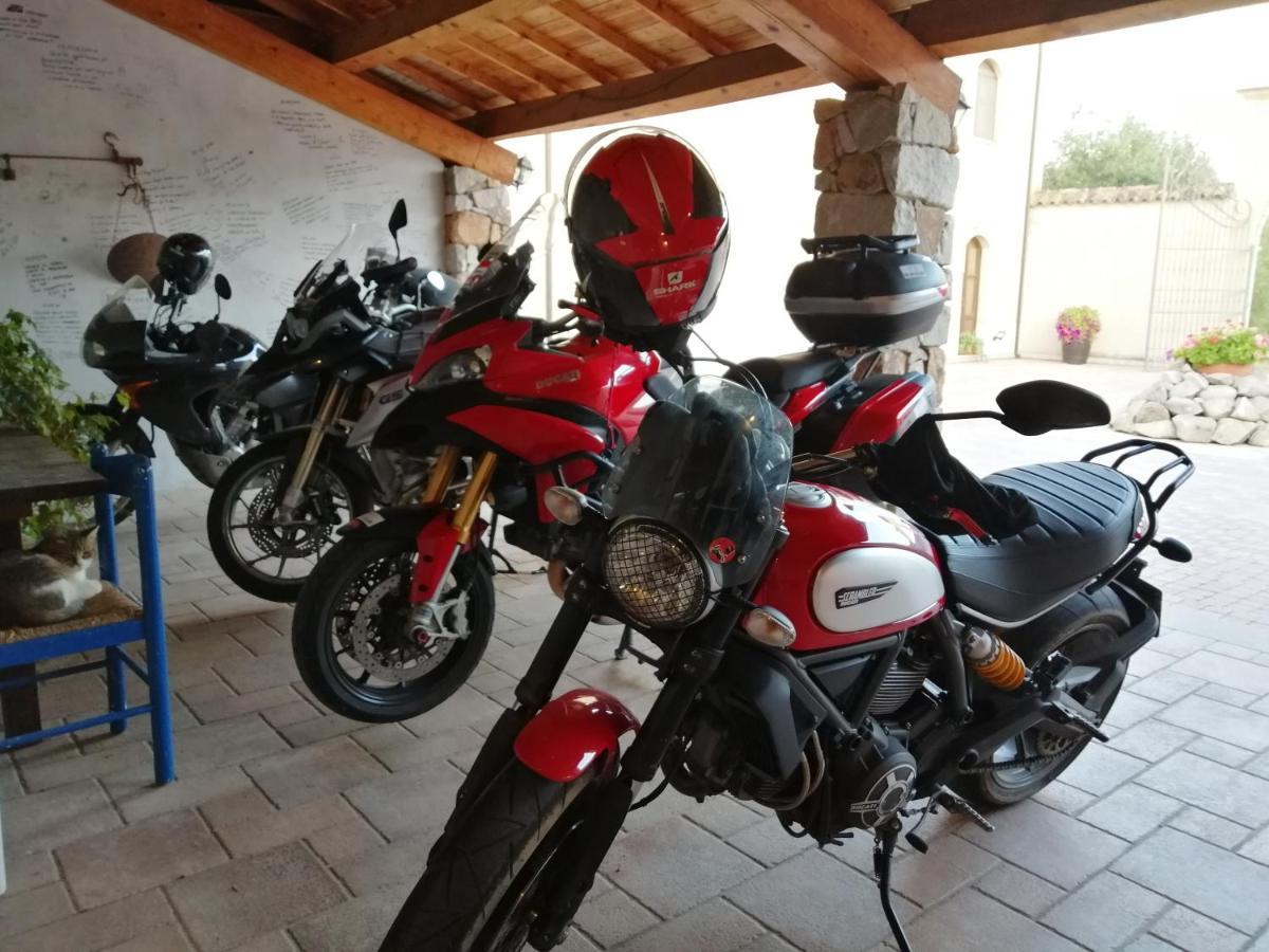 B&B Nuraximannu Santadi Экстерьер фото